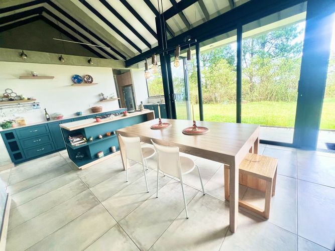 Casa de 5 alcobas en venta en La Catedral, Envigado, 222 m² · foto 7 de 20