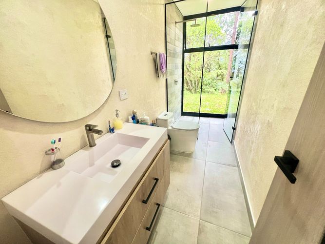 Casa de 5 alcobas en venta en La Catedral, Envigado, 222 m² · foto 14 de 20