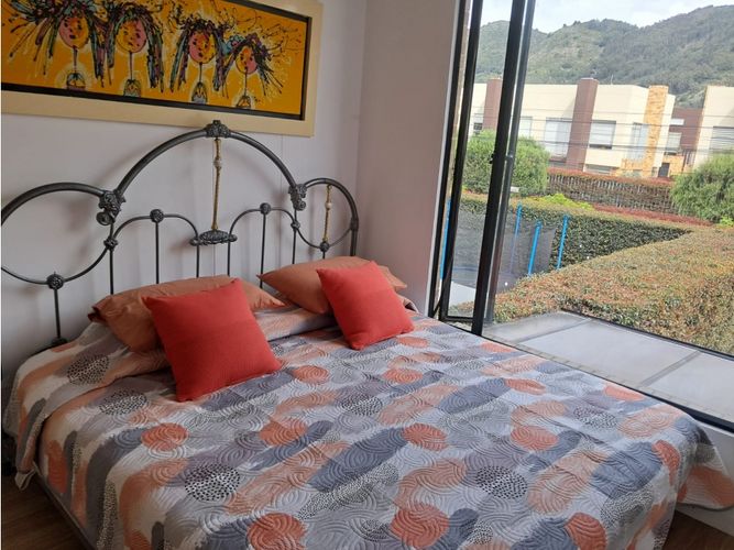 Apartaestudio en venta en Fonquetá, Chía, 130 m² · foto 3 de 7
