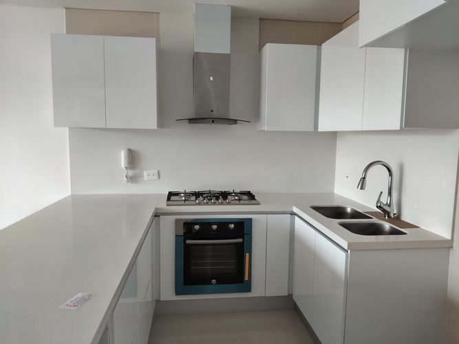 Apartamento en venta en Lagos De Cordoba, Bogotá · foto 5 de 24