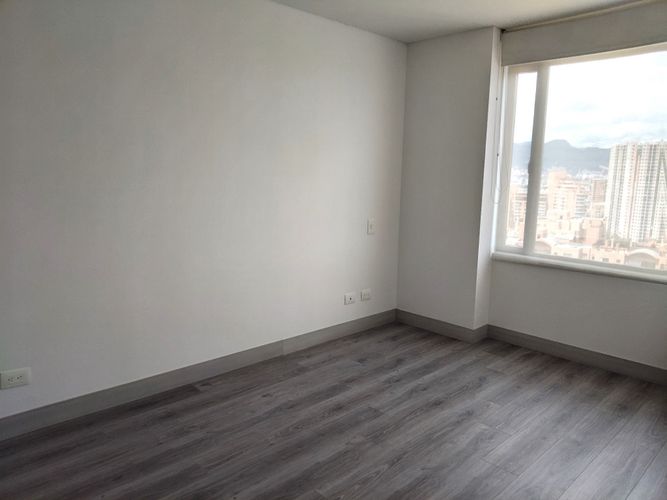 Apartamento en venta en Lagos De Cordoba, Bogotá · foto 10 de 24
