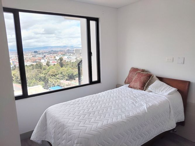 Apartamento en venta en Lagos De Cordoba, Bogotá · foto 13 de 24