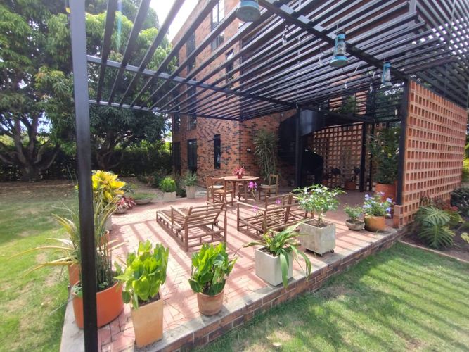 Casa de 3 alcobas en venta en Las Mercedes, Jamundí, 1501 m² · foto 21 de 23