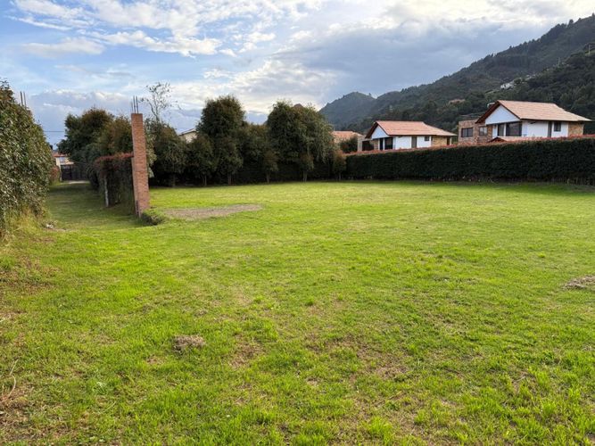 Lote en venta en Fonquetá, Chía, 1088 m² · foto 9 de 17