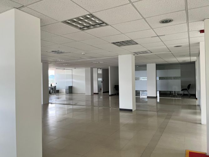 Edificio en arriendo en Fusca, Chía, 2000 m² · foto 15 de 23