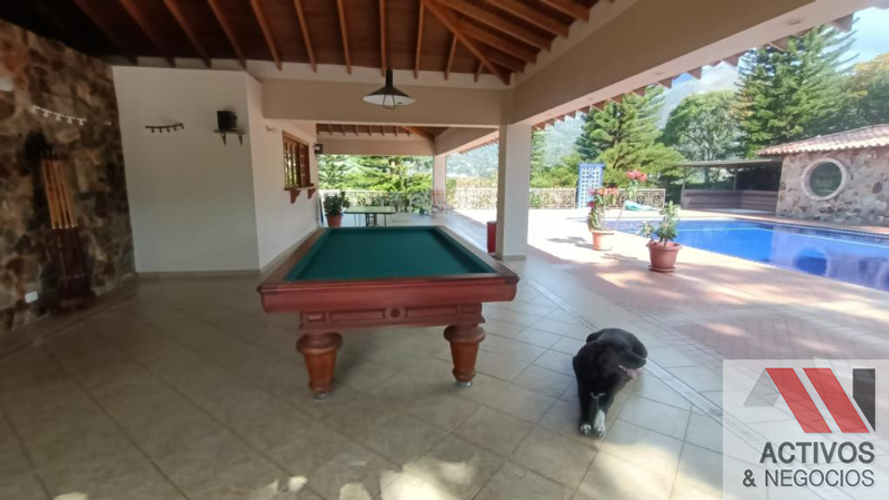 Finca en venta en Machado, Copacabana, 14804 m² · foto 2 de 24