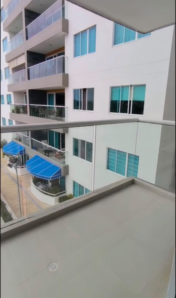 Apartamento en venta en Crespo, Cartagena · foto 4 de 12