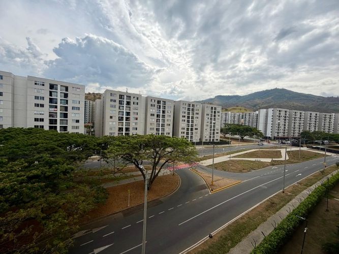 Apartamento de 3 alcobas en venta en Arroyohondo, Yumbo, 60 m² · foto 10 de 18