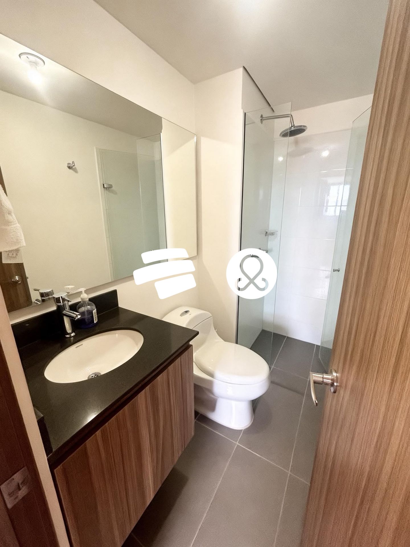 Apartamento en venta en El Poblado, Medellín · foto 5 de 23