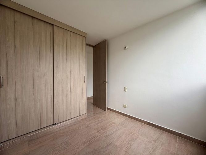Apartamento de 3 alcobas en venta en Arroyohondo, Yumbo, 60 m² · foto 12 de 18