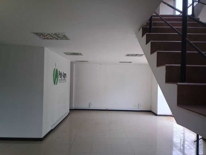 Bodega en arriendo en La Fraguita, Zipaquirá, 1300 m² · foto 10 de 12