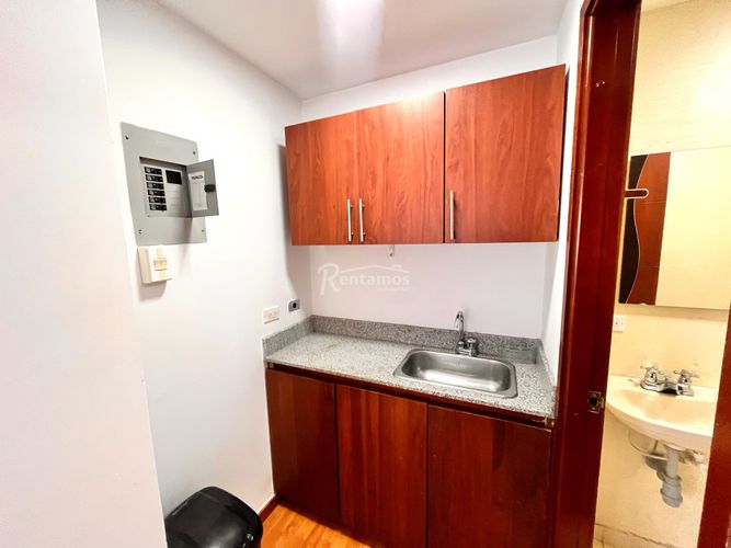 Oficina en arriendo en El Tesoro, Medellín, 54 m² · foto 6 de 20