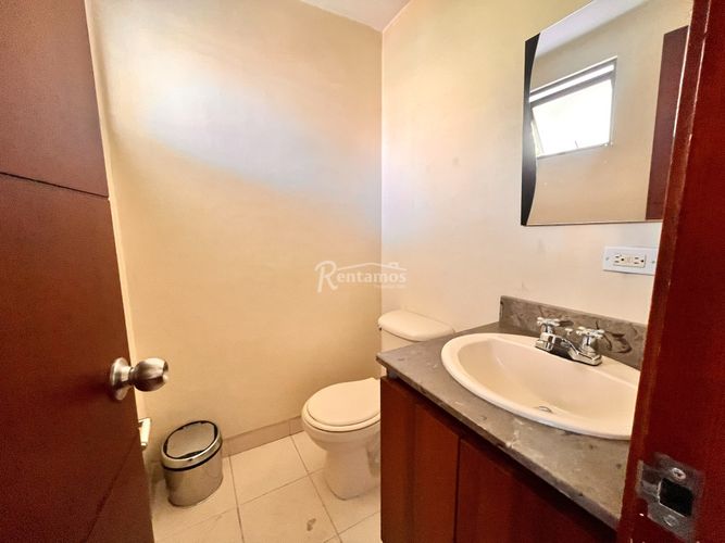 Oficina en arriendo en El Tesoro, Medellín, 54 m² · foto 11 de 20