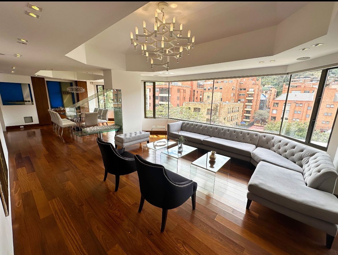 Apartamento en Arriendo en Chicó Reservado, Bogotá