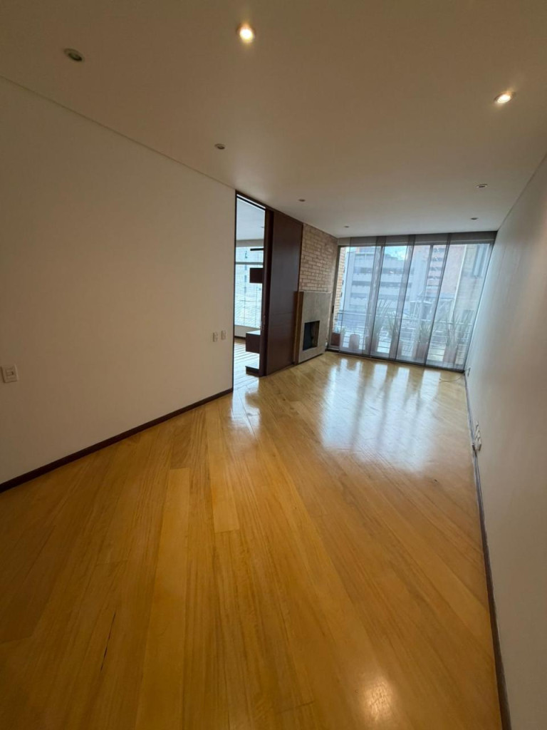 Apartamento en venta en Chico Norte, Bogotá · foto 8 de 14
