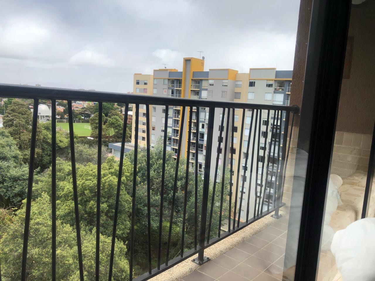 Apartamento en venta en Santa Teresa, Bogotá · foto 3 de 9