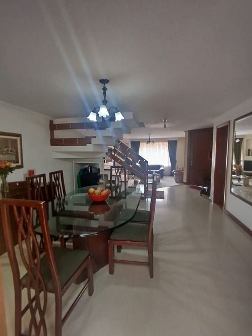 Casa de 5 alcobas en venta en La Estrella, Chía, 300 m² · foto 17 de 24