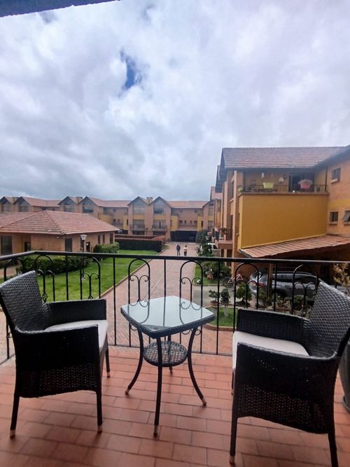 Casa de 5 alcobas en venta en La Estrella, Chía, 300 m² · foto 3 de 24