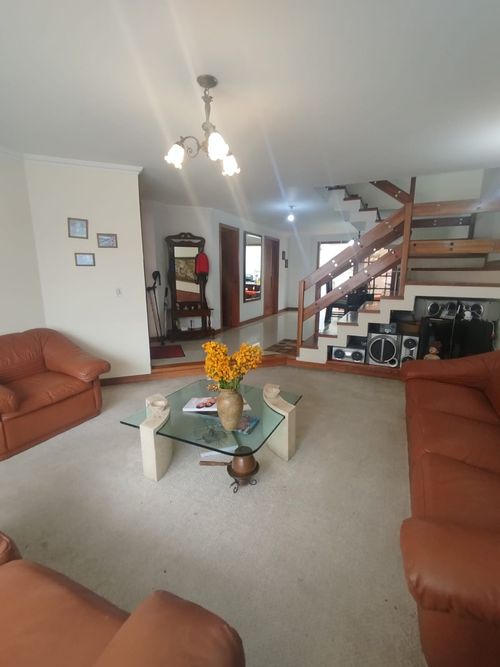 Casa de 5 alcobas en venta en La Estrella, Chía, 300 m² · foto 16 de 24