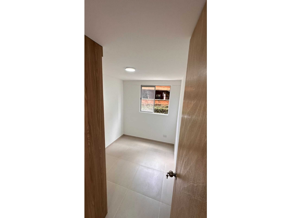 Apartamento en venta en Ditaires, Itagüí · foto 2 de 10