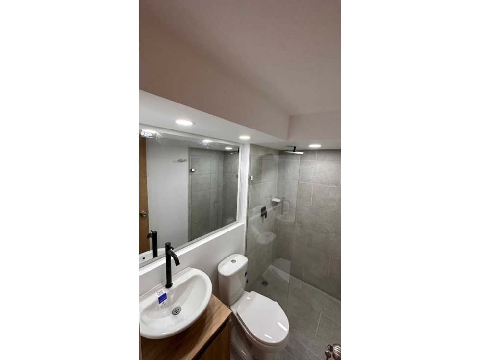 Apartamento en venta en Ditaires, Itagüí · foto 8 de 10