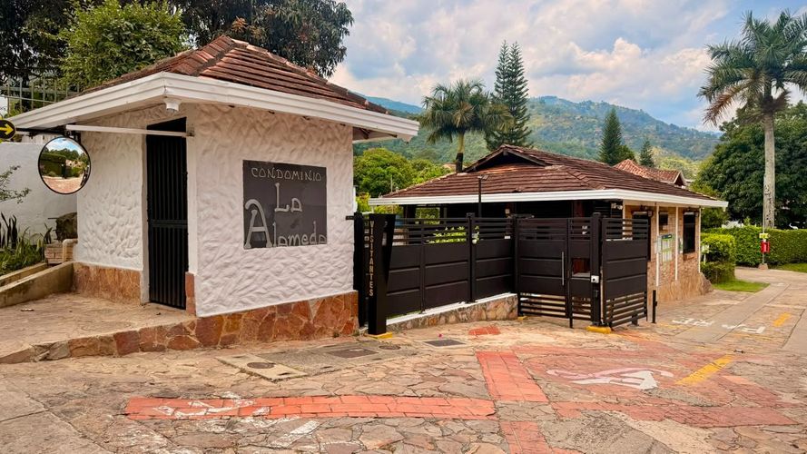 Casa de 3 alcobas en venta en La Españolita, Piedecuesta, 800 m² · foto 24 de 24