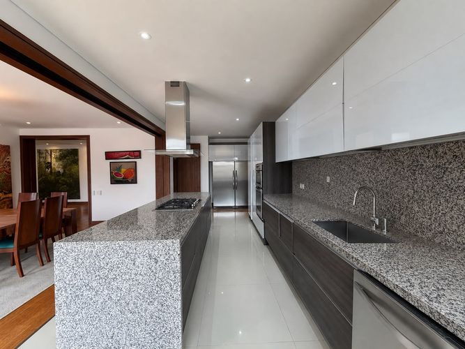 Apartamento de 3 alcobas en venta en Usaquen, Bogotá, 307 m² · foto 7 de 22