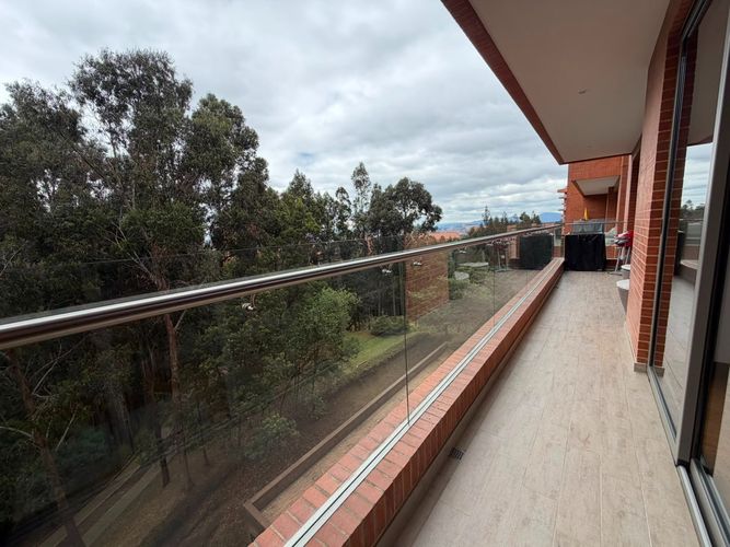 Apartamento de 3 alcobas en venta en Usaquen, Bogotá, 307 m² · foto 6 de 22