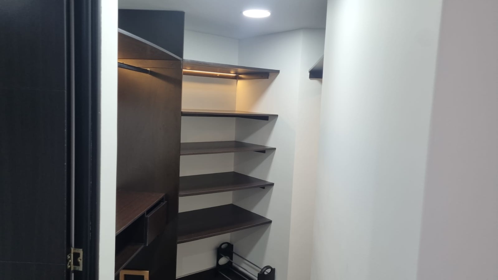 Apartamento en arriendo en Los Cedritos, Bogotá · foto 8 de 24