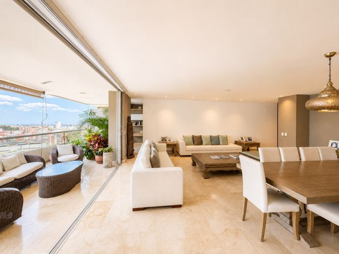 Apartamento en venta en Normandia, Cali · foto 2 de 20