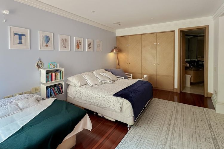 Apartamento de 4 alcobas en venta en Santa Barbara Oriental, Bogotá, 404 m² · foto 17 de 24