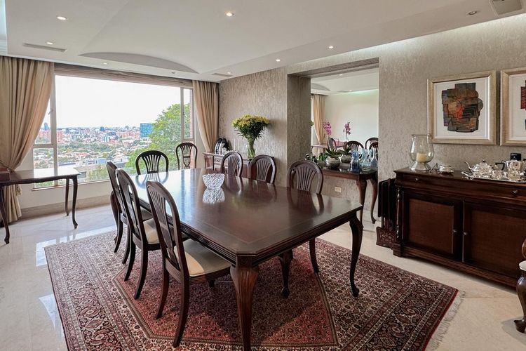 Apartamento de 4 alcobas en venta en Santa Barbara Oriental, Bogotá, 404 m² · foto 4 de 24