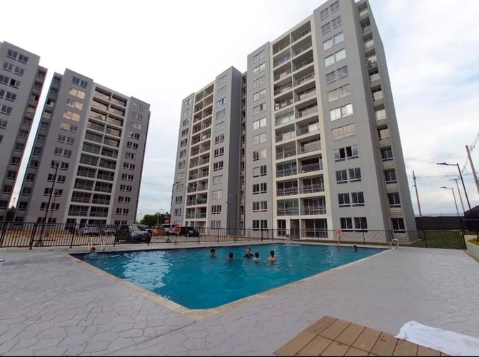 Apartamento de 2 alcobas en venta en Valle Del Lili, Cali, 62 m² · foto 2 de 8