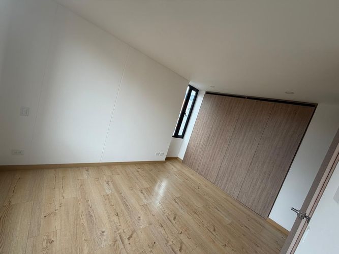 Apartamento de 1 alcoba en venta en Escuela De Infanteria, Bogotá, 45 m² · foto 8 de 8