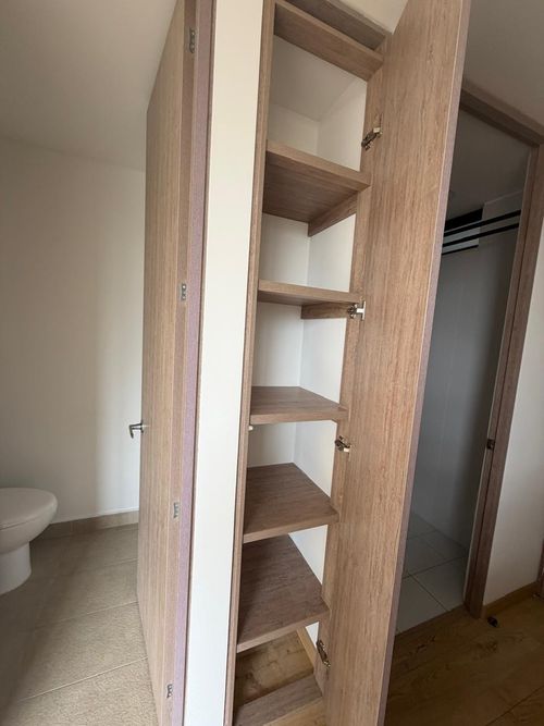 Apartamento de 1 alcoba en venta en Escuela De Infanteria, Bogotá, 45 m² · foto 5 de 8