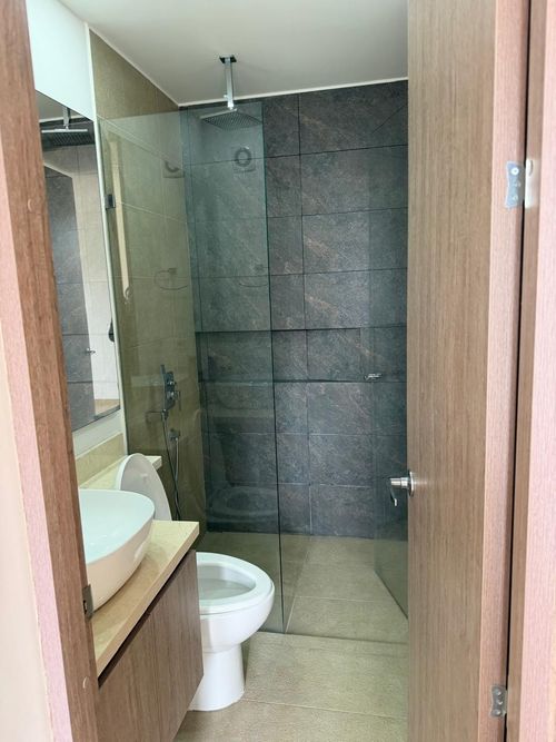 Apartamento de 1 alcoba en venta en Escuela De Infanteria, Bogotá, 45 m² · foto 3 de 8