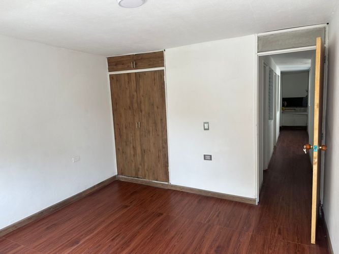 Apartamento de 3 alcobas en venta en Cristobal, Medellín, 61 m² · foto 2 de 9