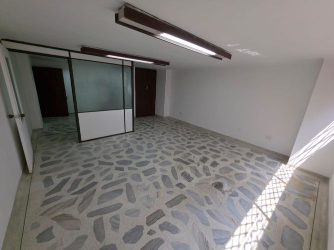 Oficina en arriendo en Versalles, Cali, 36 m² · foto 4 de 8