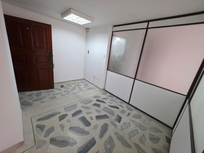 Oficina en arriendo en Versalles, Cali, 36 m² · foto 6 de 8