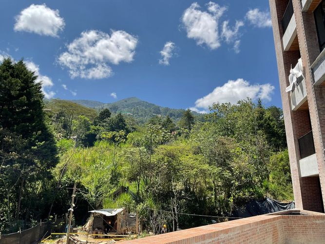 Apartamento de 2 alcobas en venta en El Poblado, Medellín, 170 m² · foto 10 de 24