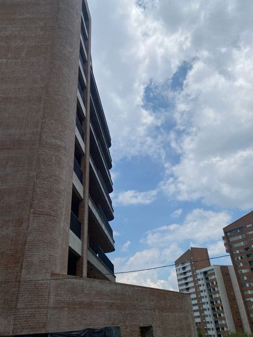 Apartamento de 2 alcobas en venta en El Poblado, Medellín, 170 m² · foto 16 de 24