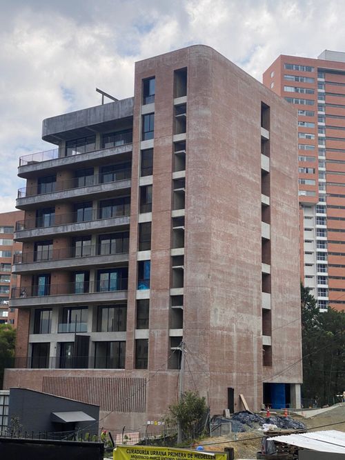 Apartamento de 2 alcobas en venta en El Poblado, Medellín, 170 m² · foto 21 de 24