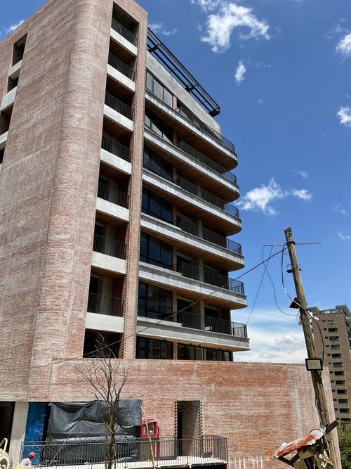 Apartamento de 2 alcobas en venta en El Poblado, Medellín, 170 m² · foto 22 de 24
