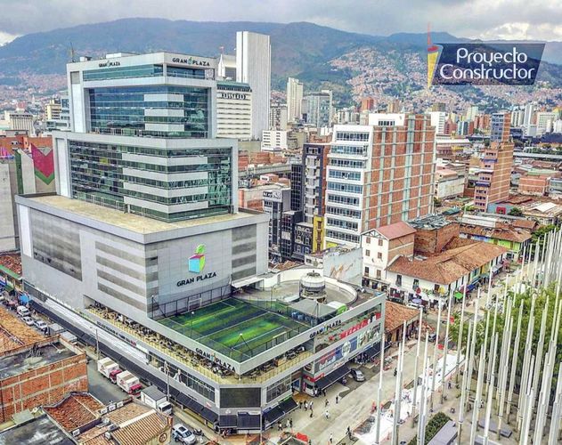 Local en venta en Guayaquil, Medellín, 35 m² · foto 2 de 3