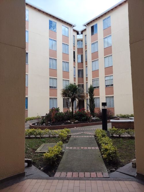 Apartamento de 3 alcobas en venta en Ub. Zuame Et Iii, Funza, 55 m² · foto 17 de 24