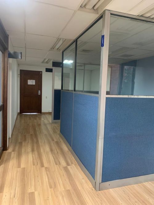 Oficina en arriendo en Los Balsos, Medellín, 53 m² · foto 3 de 13