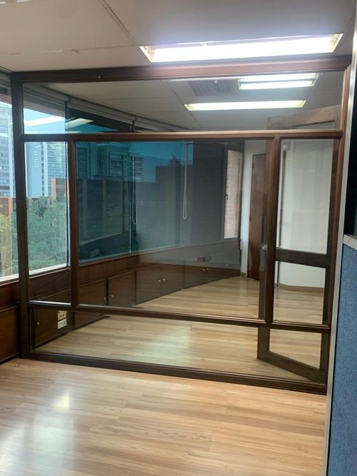 Oficina en arriendo en Los Balsos, Medellín, 53 m² · foto 6 de 13
