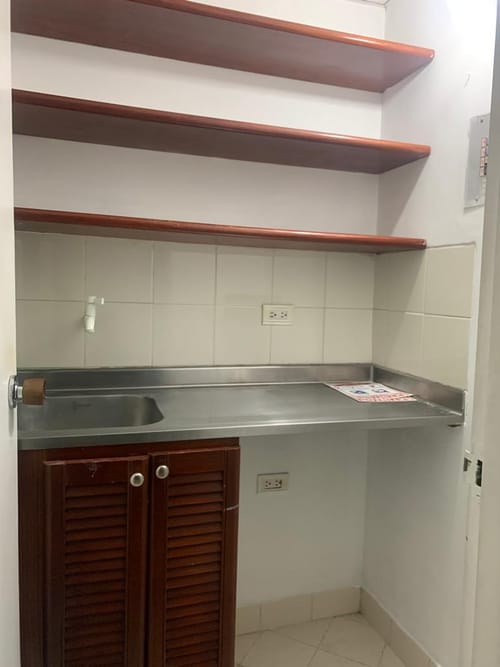 Oficina en arriendo en Los Balsos, Medellín, 53 m² · foto 8 de 13