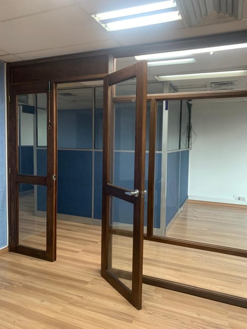 Oficina en arriendo en Los Balsos, Medellín, 53 m² · foto 10 de 13