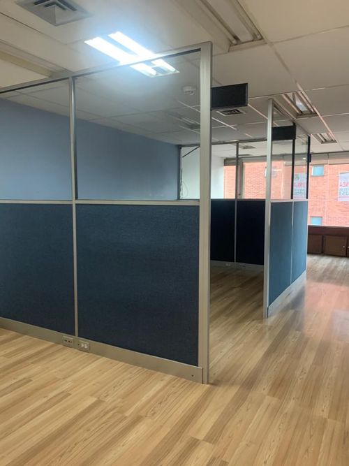 Oficina en arriendo en Los Balsos, Medellín, 53 m² · foto 11 de 13